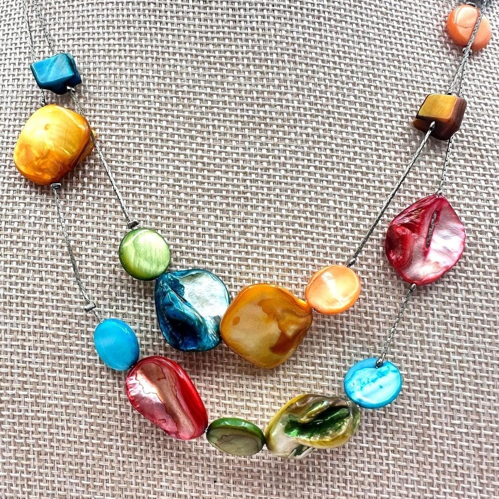 Vintage Y2K Silver Tone Double Strand Rainbow Shell Necklace Women's Jewelry 90s